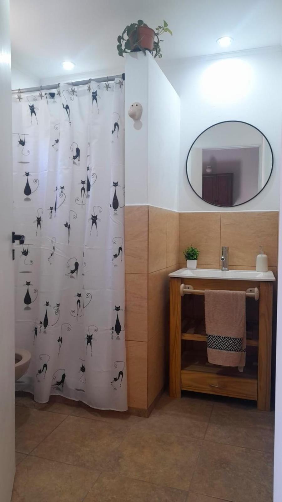 Delmar Apartment *
